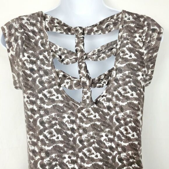 Daytrip XS Cap Sleeve Open back Top - Picture 3 of 8